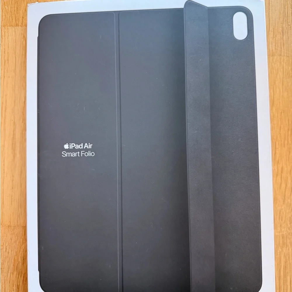 Apple iPad Air 13 inches Smart Folio Case - Charcoal Open Box